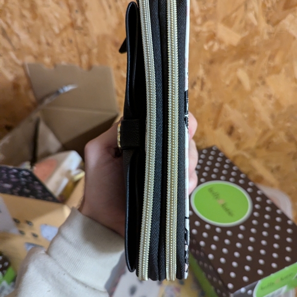 Betsey Johnson wallet - Picture 2 of 4